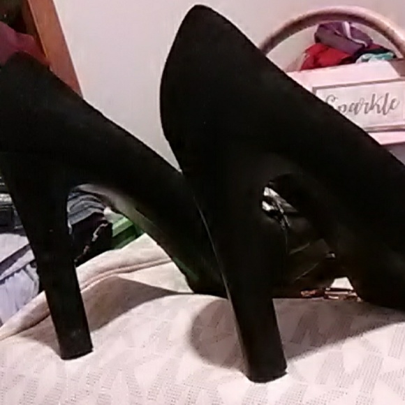 Michael Kors Vero Cuoio Suede and Leather heels - Picture 5 of 8